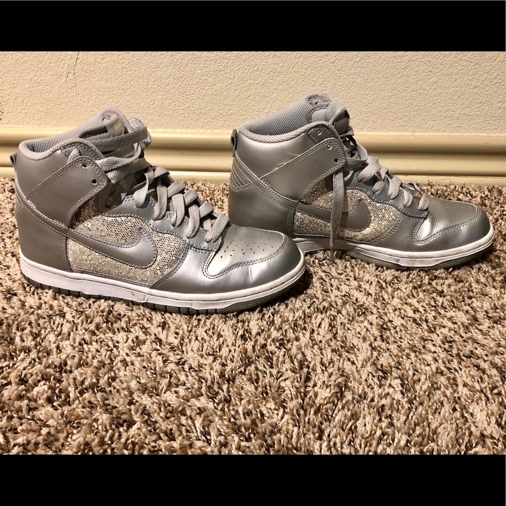 Nike high top silver & gray with glitter
